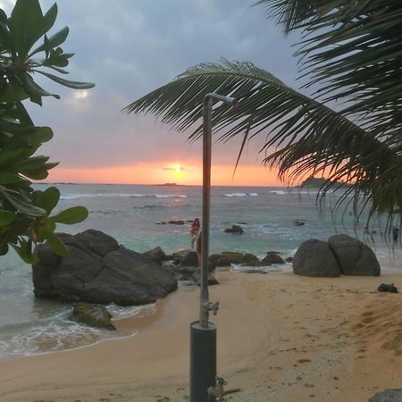 Happy Beach Villa Resort Unawatuna Luaran gambar