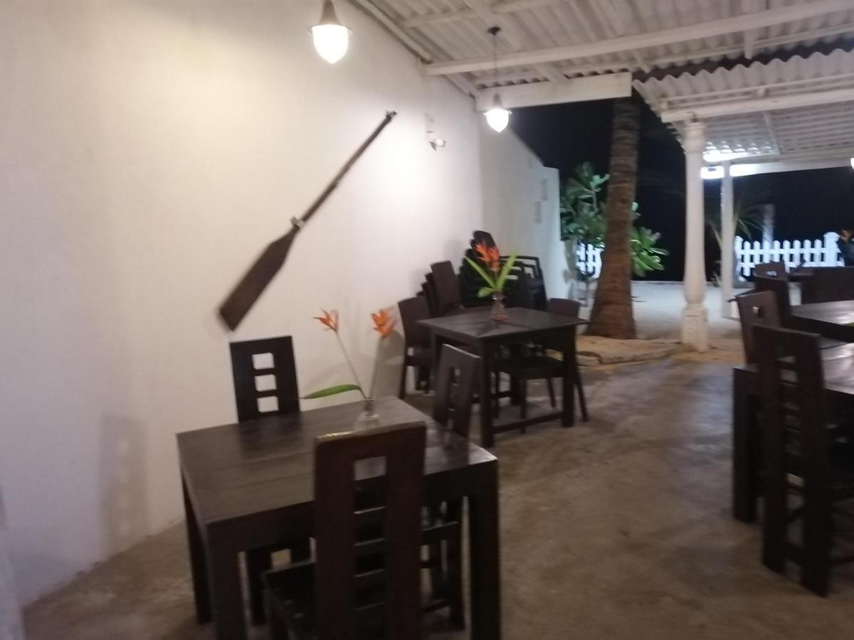 Happy Beach Villa Resort Unawatuna Luaran gambar