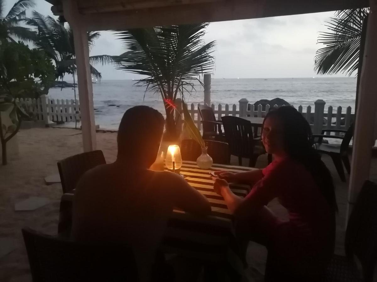 Happy Beach Villa Resort Unawatuna Luaran gambar