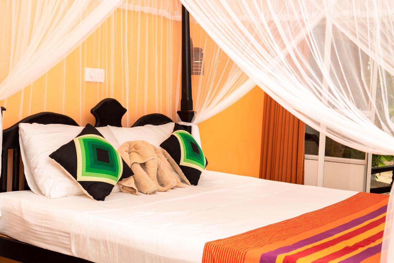 Happy Beach Villa Resort Unawatuna Luaran gambar
