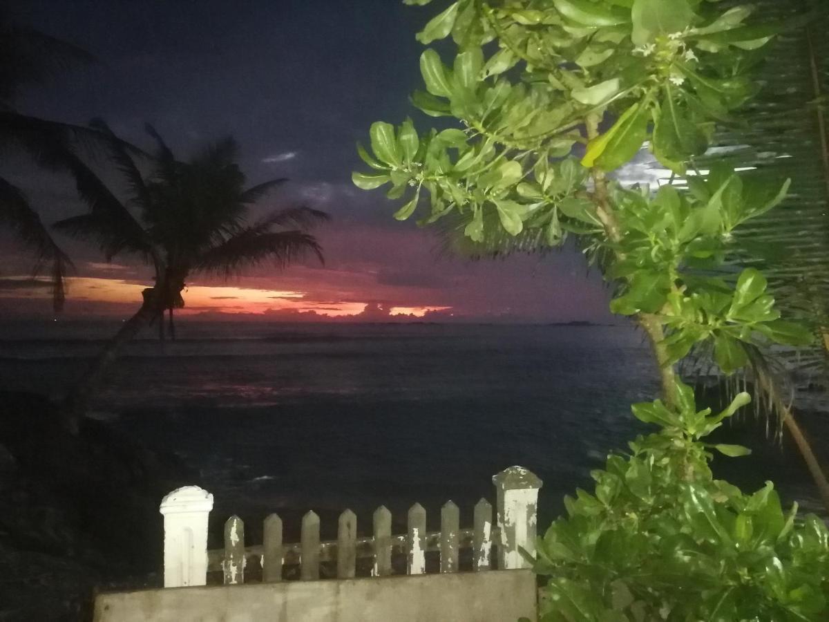 Happy Beach Villa Resort Unawatuna Luaran gambar