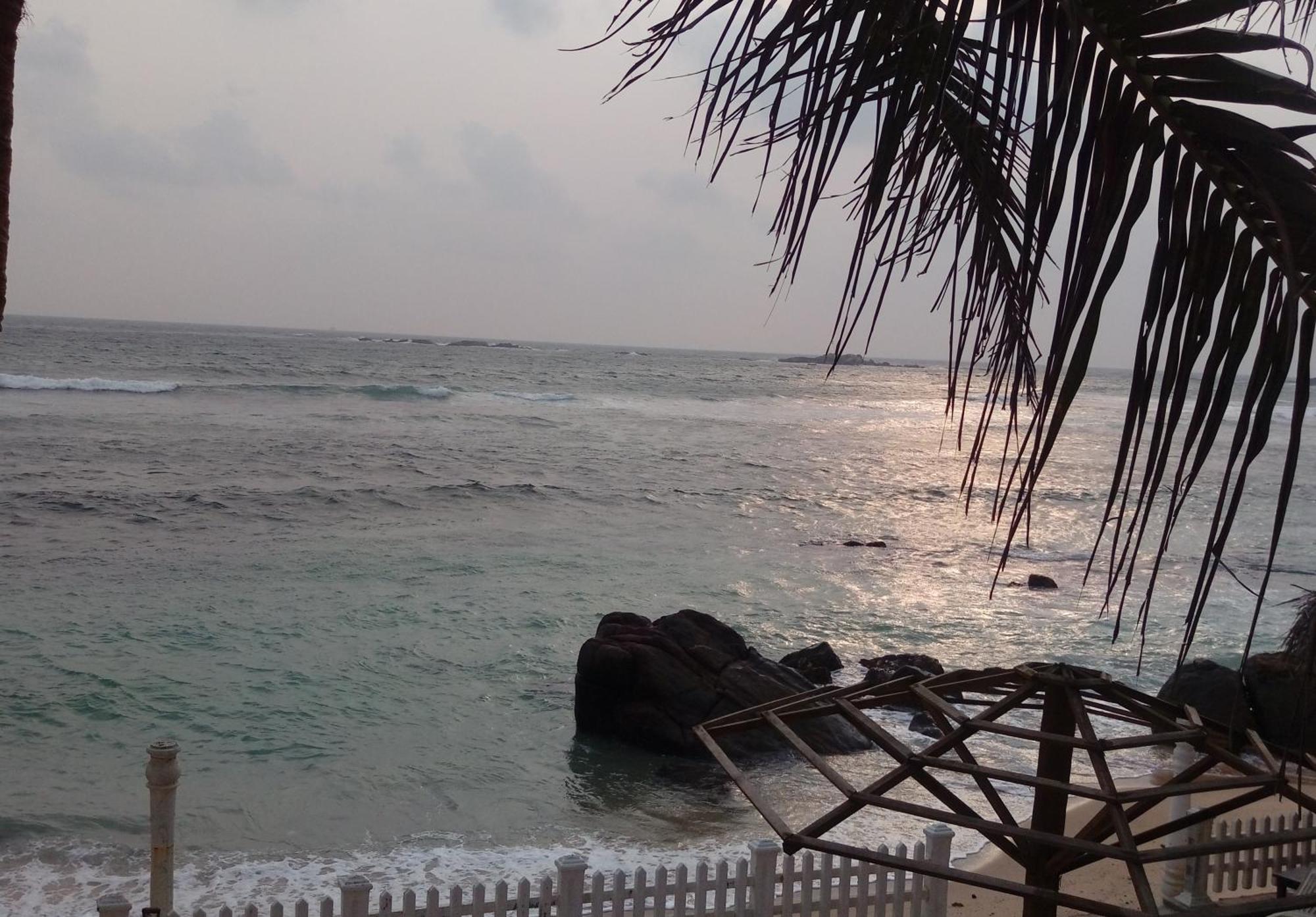 Happy Beach Villa Resort Unawatuna Luaran gambar